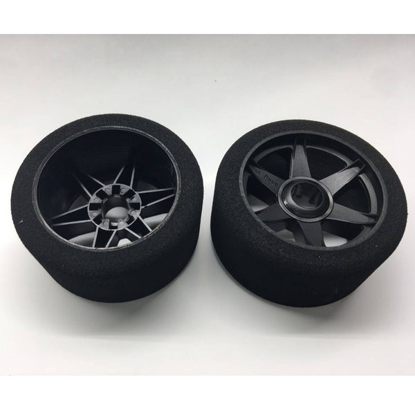 HR08FB32   Hot Race 1:8 32 Shore Front Tyres Mounted on CARBON Rims.